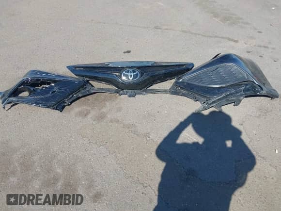 2023 Toyota Camry SE with VIN 4T1G11BK2PU105668, listed as a IAAI auction lot 43013320 with 39,694 mi miles and . Bid and sale history available at DreamBid. Image 12.