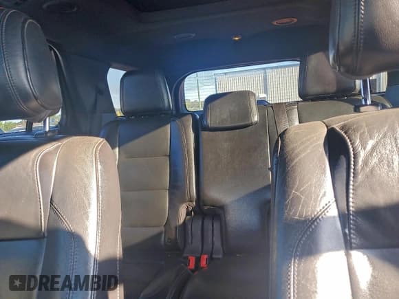 ✅ 2011 Ford Explorer XLT • VIN: 1FMHK8D80BGA10075 • Lot: 94349895. Wystawiony na Copart z przebiegiem 249 656 mil. Bezpłatny archiwum sprzedaży aukcyjnych z USA i szczegółowy raport historii pojazdu na DreamBid. Zdjęcie 10.