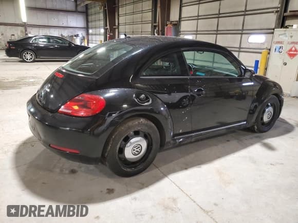 ✅ 2013 Volkswagen Beetle Fender Edition • VIN: 3VWJP7ATXDM670205 • Lot: 47687735. Listed on Copart with 97,909 mi. Free auction sales archive from the USA and detailed vehicle history report at DreamBid. Image 3.