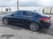 ✅ 2020 Kia Optima LX • VIN: 5XXGT4L35LG420908 • Lot: 43342251. Wystawiony na IAAI z przebiegiem 36 897 mil. Bezpłatny archiwum sprzedaży aukcyjnych z USA i szczegółowy raport historii pojazdu na DreamBid. Zdjęcie 13.