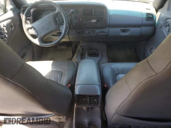 ✅ 2000 Dodge Durango • VIN: 1B4HS28N7YF242203 • Lot: 58715285. Wystawiony na Copart z przebiegiem 155 169 mil. Bezpłatny archiwum sprzedaży aukcyjnych z USA i szczegółowy raport historii pojazdu na DreamBid. Zdjęcie 8.