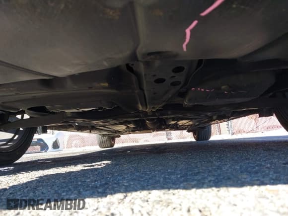 ✅ 2018 Toyota Corolla SE • VIN: 5YFBURHE9JP842554 • Lot: 43774951. Listed on IAAI with 115,441 mi. Free auction sales archive from the USA and detailed vehicle history report at DreamBid. Image 20.