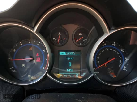 2016 Chevrolet Cruze LT z VIN 1G1PE5SB2G7207592, wystawiony jako Copart lot #81269925 z przebiegiem 76 772 mil mil oraz Szkoda całkowita • Salvage title. Historia ofert i sprzedaży dostępna na DreamBid. Obrazek 9.