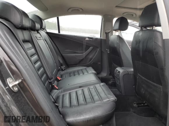 ✅ 2006 Volkswagen Passat 3.6L V6 • VIN: WVWCU73C66P091114 • Lot: 44219445. Listed on Copart with 113,503 mi. Free auction sales archive from the USA and detailed vehicle history report at DreamBid. Image 10.