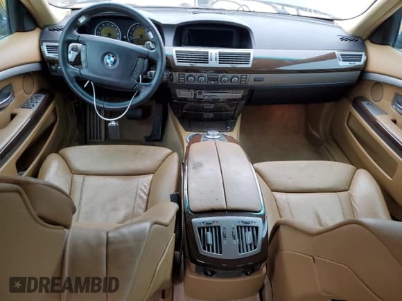 ✅ 2008 BMW 7 Series 750Li • VIN: WBAHN83508DT83319 • Лот: 65411264. Опубликован ранее на Copart с пробегом 153 021 миль. Бесплатный доступ к архиву аукционных продаж из США и подробный отчёт об истории автомобиля на DreamBid. Изображение 8.