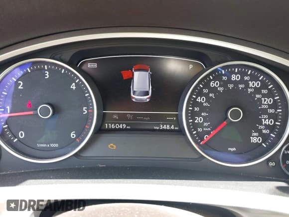 ✅ 2016 Volkswagen Touareg Lux • VIN: WVGEP9BPXGD004006 • Lot: 43059430. Listed on IAAI with 116,049 mi. Free auction sales archive from the USA and detailed vehicle history report at DreamBid. Image 7.