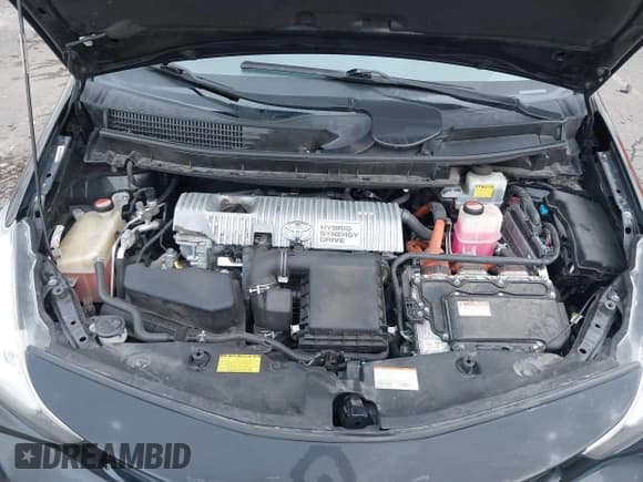 ✅ 2015 Toyota Prius Two • VIN: JTDZN3EU4FJ020552 • Lot: 41760514. Listed on IAAI with 234,183 mi. Free auction sales archive from the USA and detailed vehicle history report at DreamBid. Image 10.