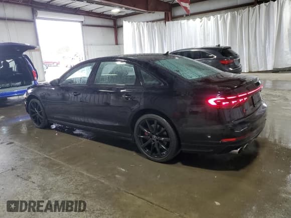 ✅ 2024 Audi S8 • VIN: WAULSAF83RN004941 • Лот: 74510544. Опубликован ранее на Copart с пробегом 10 181 миль. Бесплатный доступ к архиву аукционных продаж из США и подробный отчёт об истории автомобиля на DreamBid. Изображение 2.