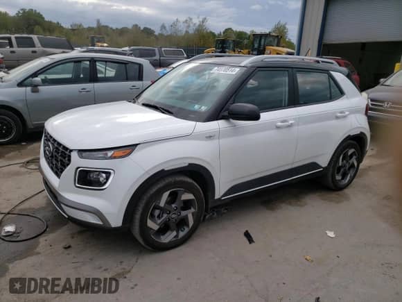 2024 Hyundai Venue SEL with VIN KMHRC8A37RU317460, listed as a Copart auction lot 74070514 with 6,817 mi miles and Salvage title. Bid and sale history available at DreamBid. Image 1.