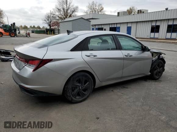 2023 Hyundai Elantra SEL с VIN 5NPLM4AGXPH104206, выставлен на аукционе Copart как лот 90534655 с пробегом 82 009 миль миль и Чистый • Clean title. История ставок и продаж доступна на DreamBid. Изображение 3.