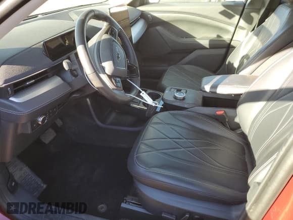 ✅ 2022 Ford Mustang Mach-E California Route 1 • VIN: 3FMTK2SU2NMA30099 • Lot: 44325585. Listed on Copart with 16,140 mi. Free auction sales archive from the USA and detailed vehicle history report at DreamBid. Image 7.