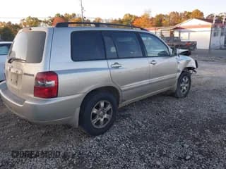 ✅ 2006 Toyota Highlander w/3rd Row • VIN: JTEDP21A660111706 • Лот: 43485322. Опубликован ранее на IAAI с пробегом 242 669 миль. Бесплатный доступ к архиву аукционных продаж из США и подробный отчёт об истории автомобиля на DreamBid. Изображение 4.