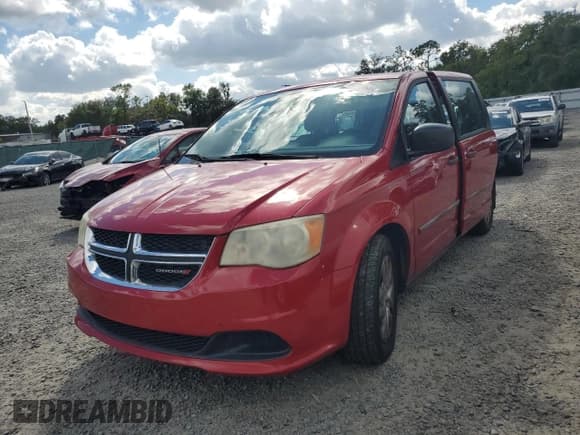 ✅ 2014 Dodge Grand Caravan SE • VIN: 2C4RDGBG2ER362939 • Lot: 81885585. Listed on Copart with 155,871 mi. Free auction sales archive from the USA and detailed vehicle history report at DreamBid. Image 1.