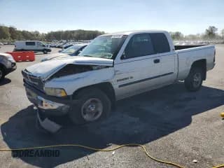 ✅ 2001 Dodge 1500 • VIN: 3B7HC13Z21G721749 • Лот: 85555385. Опубликован ранее на Copart с пробегом 121 540 миль. Бесплатный доступ к архиву аукционных продаж из США и подробный отчёт об истории автомобиля на DreamBid. Изображение 1.