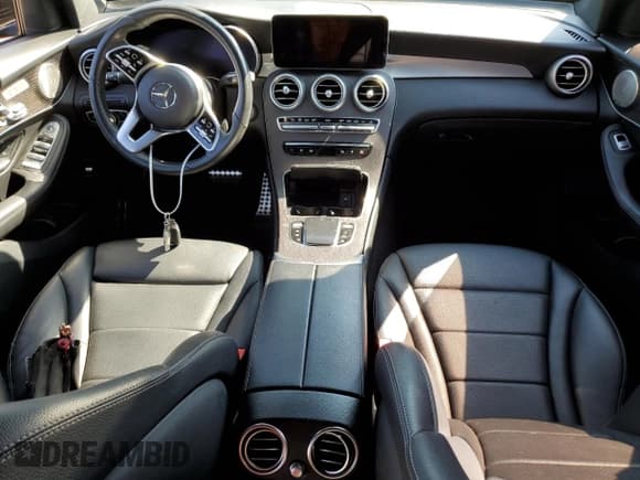 ✅ 2021 Mercedes-Benz GLC 300 • VIN: W1N0J8EB7MF963883 • Lot: 71076555. Listed on Copart with Not provided. Free auction sales archive from the USA and detailed vehicle history report at DreamBid. Image 8.