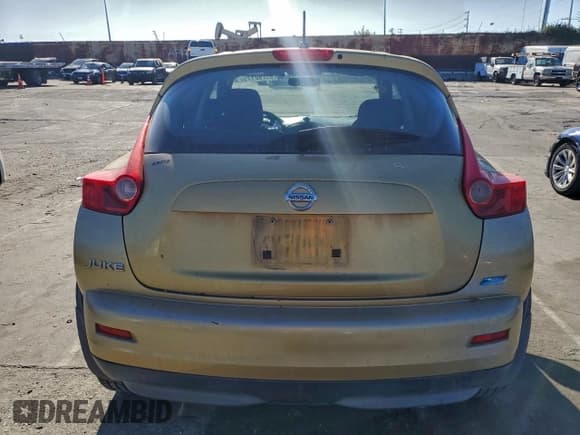 ✅ 2013 Nissan Juke S • VIN: JN8AF5MR7DT204554 • Lot: 95792175. Listed on Copart with 196,553 mi. Free auction sales archive from the USA and detailed vehicle history report at DreamBid. Image 6.