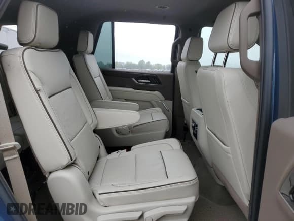 ✅ 2025 GMC Yukon Denali • VIN: 1GKS2DRL1SR247179 • Лот: 71278315. Опубликован ранее на Copart с пробегом 7 230 миль. Бесплатный доступ к архиву аукционных продаж из США и подробный отчёт об истории автомобиля на DreamBid. Изображение 11.