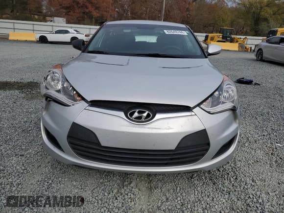 ✅ 2015 Hyundai Veloster • VIN: KMHTC6AD3FU243422 • Lot: 82649744. Wystawiony na Copart z przebiegiem 91 108 mil. Bezpłatny archiwum sprzedaży aukcyjnych z USA i szczegółowy raport historii pojazdu na DreamBid. Zdjęcie 5.
