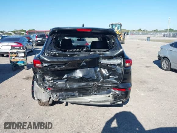 2023 Mitsubishi Outlander SE с VIN JA4T5UA94PZ036602, выставлен на аукционе IAAI как лот 41781635 с пробегом 9 277 миль миль и . История ставок и продаж доступна на DreamBid. Изображение 16.