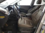 ✅ 2019 Hyundai Santa Fe SE • VIN: KM8SNDHF9KU303778 • Lot: 64267313. Wystawiony na Copart z przebiegiem 125 410 mil. Bezpłatny archiwum sprzedaży aukcyjnych z USA i szczegółowy raport historii pojazdu na DreamBid. Zdjęcie 7.