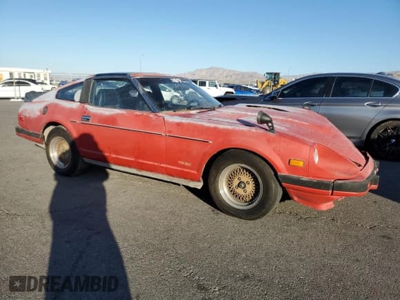 ✅ 1983 Datsun 280ZX • VIN: JN1HZ04S0DX569855 • Лот: 74027594. Опубликован ранее на Copart с пробегом 12 300 миль. Бесплатный доступ к архиву аукционных продаж из США и подробный отчёт об истории автомобиля на DreamBid. Изображение 4.