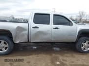 ✅ 2011 Chevrolet Silverado 2500HD LT • VIN: 1GC1KXCG5BF243996 • Лот: 41820026. Опубликован ранее на IAAI с пробегом 176 712 миль. Бесплатный доступ к архиву аукционных продаж из США и подробный отчёт об истории автомобиля на DreamBid. Изображение 6.
