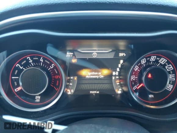 ✅ 2015 Dodge Challenger R/T • VIN: 2C3CDZATXFH883421 • Лот: 86319395. Опубликован ранее на Copart с пробегом 91 219 миль. Бесплатный доступ к архиву аукционных продаж из США и подробный отчёт об истории автомобиля на DreamBid. Изображение 9.