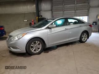 ✅ 2013 Hyundai Sonata GLS • VIN: 5NPEB4AC4DH664391 • Lot: 62329085. Listed on Copart with 98,670 mi. Free auction sales archive from the USA and detailed vehicle history report at DreamBid. Image 1.