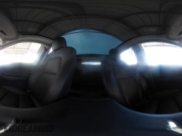 ✅ 2022 Tesla Model Y Long Range • VIN: 7SAYGDEE2NF306932 • Lot: 42167874. Wystawiony na IAAI z przebiegiem 58 478 mil. Bezpłatny archiwum sprzedaży aukcyjnych z USA i szczegółowy raport historii pojazdu na DreamBid. Zdjęcie 20.