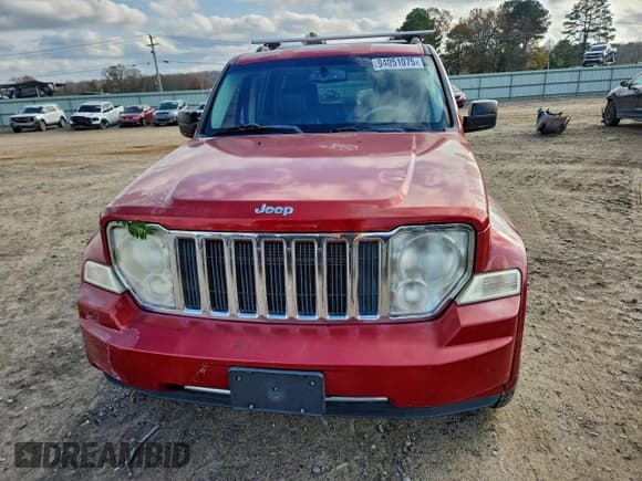 ✅ 2008 Jeep Liberty Limited • VIN: 1J8GN58K78W218943 • Лот: 94051075. Опубликован ранее на Copart с пробегом 186 204 миль. Бесплатный доступ к архиву аукционных продаж из США и подробный отчёт об истории автомобиля на DreamBid. Изображение 5.