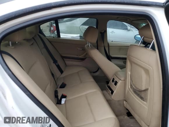 ✅ 2007 BMW 3 Series 328i • VIN: WBAVC535X7FZ71898 • Lot: 88534075. Wystawiony na Copart z przebiegiem Nie podano. Bezpłatny archiwum sprzedaży aukcyjnych z USA i szczegółowy raport historii pojazdu na DreamBid. Zdjęcie 10.