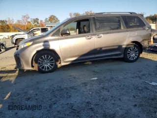 ✅ 2019 Toyota Sienna Limited Premium • VIN: 5TDYZ3DC2KS980913 • Lot: 90845655. Listed on Copart with 134,868 mi. Free auction sales archive from the USA and detailed vehicle history report at DreamBid. Image 1.