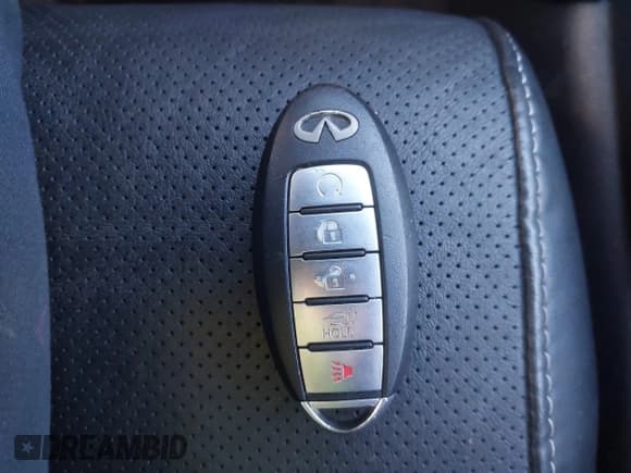 ✅ 2020 Infiniti QX80 Luxe • VIN: JN8AZ2NE8L9255722 • Lot: 40978347. Wystawiony na IAAI z przebiegiem 113 638 mil. Bezpłatny archiwum sprzedaży aukcyjnych z USA i szczegółowy raport historii pojazdu na DreamBid. Zdjęcie 10.