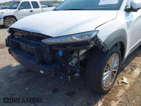 ✅ 2021 Hyundai Kona SEL • VIN: KM8K22AA9MU747774 • Lot: 42882006. Listed on IAAI with 79,336 mi. Free auction sales archive from the USA and detailed vehicle history report at DreamBid. Image 20.