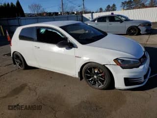 ✅ 2015 Volkswagen Golf GTI S • VIN: 3VWTT7AU4FM047193 • Lot: 93353205. Wystawiony na Copart z przebiegiem Nie podano. Bezpłatny archiwum sprzedaży aukcyjnych z USA i szczegółowy raport historii pojazdu na DreamBid. Zdjęcie 4.