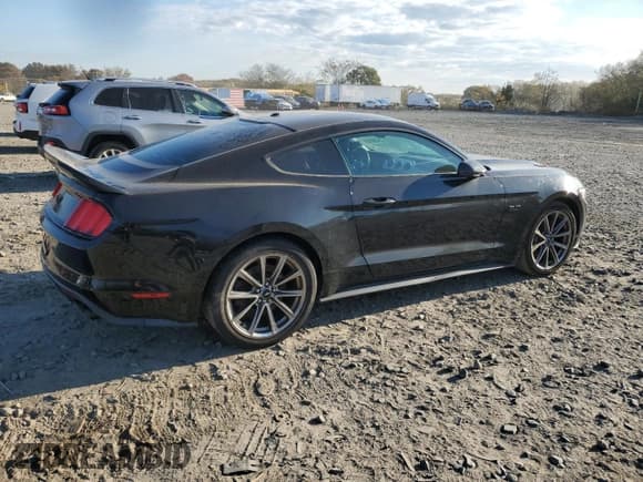 ✅ 2017 Ford Mustang GT • VIN: 1FA6P8CFXH5290014 • Лот: 89708105. Опубликован ранее на Copart с пробегом 167 017 миль. Бесплатный доступ к архиву аукционных продаж из США и подробный отчёт об истории автомобиля на DreamBid. Изображение 3.