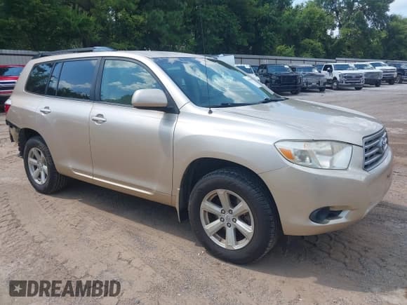 ✅ 2008 Toyota Highlander • VIN: JTEDS41A382015100 • Lot: 42942498. Listed on IAAI with 195,551 mi. Free auction sales archive from the USA and detailed vehicle history report at DreamBid. Image 1.