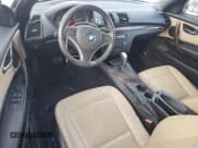 ✅ 2012 BMW 1 Series 128i • VIN: WBAUL7C50CVM81445 • Лот: 92620235. Опубликован ранее на Copart с пробегом 46 116 миль. Бесплатный доступ к архиву аукционных продаж из США и подробный отчёт об истории автомобиля на DreamBid. Изображение 8.
