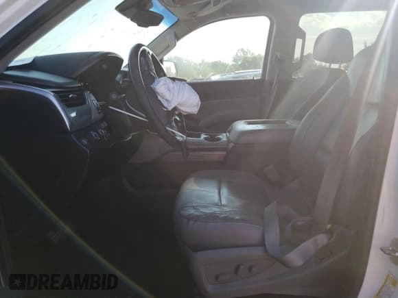 ✅ 2016 Chevrolet Tahoe LT • VIN: 1GNSKBKC5GR430593 • Lot: 84868375. Wystawiony na Copart z przebiegiem 284 121 mil. Bezpłatny archiwum sprzedaży aukcyjnych z USA i szczegółowy raport historii pojazdu na DreamBid. Zdjęcie 7.