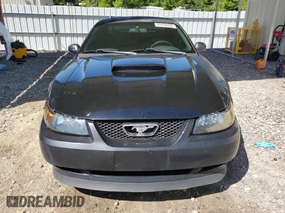✅ 2001 Ford Mustang Standard • VIN: 1FAFP40451F140016 • Lot: 57478435. Listed on Copart with Not provided. Free auction sales archive from the USA and detailed vehicle history report at DreamBid. Image 5.