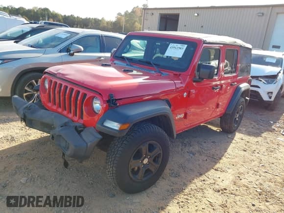 ✅ 2018 Jeep Wrangler Unlimited Sport S • VIN: 1C4HJXDG9JW239593 • Lot: 43512583. Listed on IAAI with 83,215 mi. Free auction sales archive from the USA and detailed vehicle history report at DreamBid. Image 17.