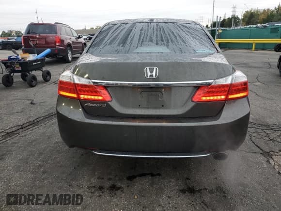 ✅ 2013 Honda Accord EX-L • VIN: 1HGCR2F84DA140209 • Lot: 82251385. Listed on Copart with 155,110 mi. Free auction sales archive from the USA and detailed vehicle history report at DreamBid. Image 6.