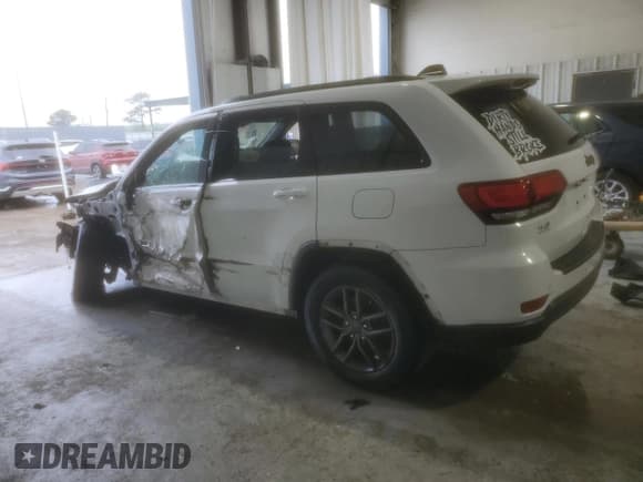 ✅ 2017 Jeep Grand Cherokee 75th Anniversary • VIN: 1C4RJEAG0HC664452 • Lot: 56218785. Listed on Copart with 109,627 mi. Free auction sales archive from the USA and detailed vehicle history report at DreamBid. Image 2.