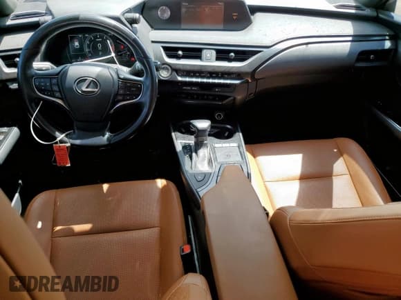 ✅ 2019 Lexus UX 200 • VIN: JTHY3JBH8K2004628 • Lot: 66465315. Listed on Copart with 58,313 mi. Free auction sales archive from the USA and detailed vehicle history report at DreamBid. Image 8.