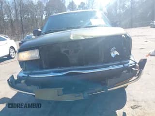 ✅ 2001 Chevrolet Blazer LT • VIN: 1GNCS13WX12137232 • Lot: 41670172. Wystawiony na IAAI z przebiegiem Nie podano. Bezpłatny archiwum sprzedaży aukcyjnych z USA i szczegółowy raport historii pojazdu na DreamBid. Zdjęcie 6.