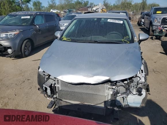 ✅ 2017 Chevrolet Cruze LS • VIN: 1G1BC5SM7H7225721 • Lot: 47560753. Listed on Copart with 77,265 mi. Free auction sales archive from the USA and detailed vehicle history report at DreamBid. Image 5.