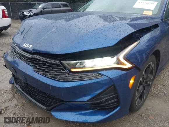 ✅ 2022 Kia K5 GT-Line • VIN: 5XXG64J22NG098622 • Lot: 43556149. Wystawiony na IAAI z przebiegiem 19 617 mil. Bezpłatny archiwum sprzedaży aukcyjnych z USA i szczegółowy raport historii pojazdu na DreamBid. Zdjęcie 17.
