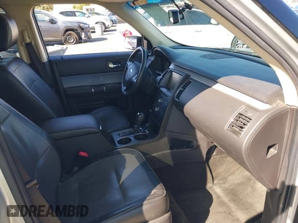 ✅ 2015 Ford Flex SEL • VIN: 2FMGK5C83FBA22200 • Лот: 43314057. Опубликован ранее на IAAI с пробегом 113 969 миль. Бесплатный доступ к архиву аукционных продаж из США и подробный отчёт об истории автомобиля на DreamBid. Изображение 5.