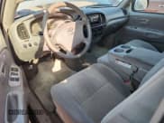 ✅ 2003 Toyota Tundra SR5 • VIN: 5TBKT44113S384598 • Lot: 86470105. Wystawiony na Copart z przebiegiem 344 208 mil. Bezpłatny archiwum sprzedaży aukcyjnych z USA i szczegółowy raport historii pojazdu na DreamBid. Zdjęcie 8.