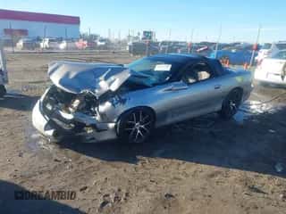 2000 Chevrolet Camaro z VIN 2G1FP32K5Y2143907, wystawiony jako IAAI lot #40824836 z przebiegiem Nie podano mil oraz . Historia ofert i sprzedaży dostępna na DreamBid. Obrazek 2.